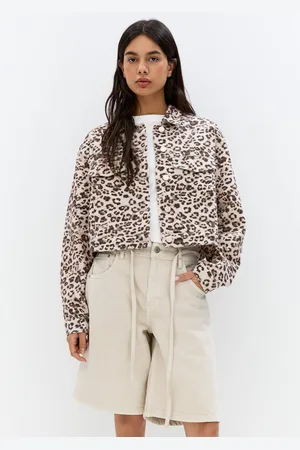 Pull&Bear Boxy Fit Jack Met Panterprint
