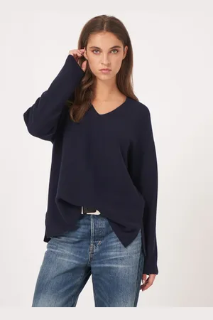 REPEAT cashmere Naadloos gebreide cashmere trui met V-hals