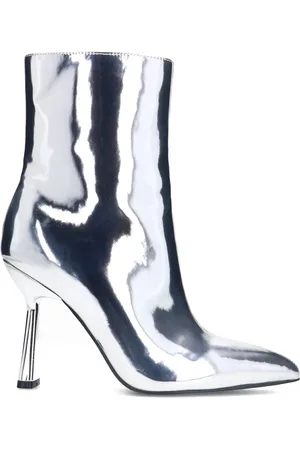 Sacha Zilveren metallic enkellaarsjes met trechterhak