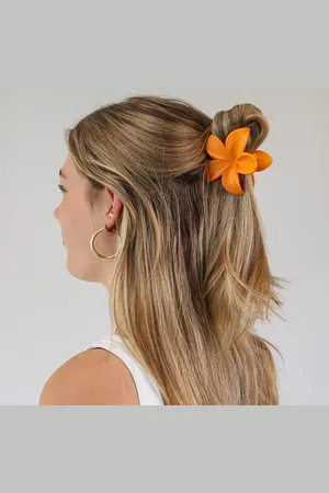 Salon Line Hairclip Flower