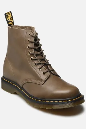 Dr. Martens 1460 Pascal by