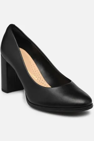 Clarks Freva85 Court by