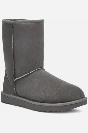 UGG W Classic Short II by