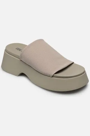 Steve Madden Throw Back by