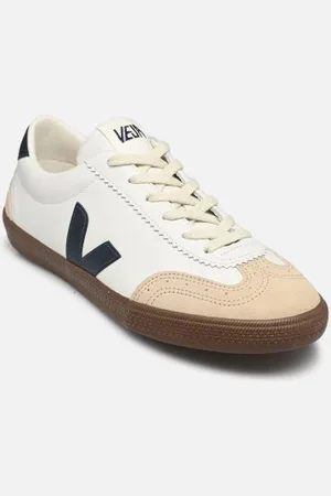 Veja VOLLEY O.T. LEATHER M by