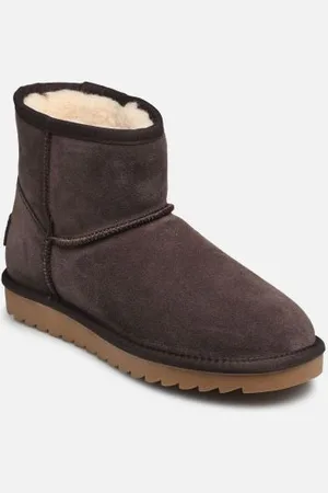 Colors of California Winter Boot in suede by
