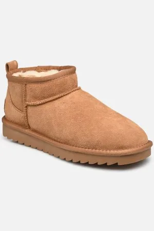 Colors of California Short Winter boot in suede by