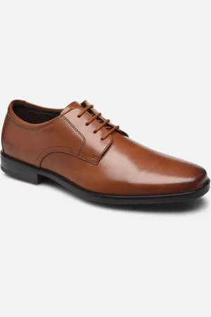 Clarks Howard Walk by