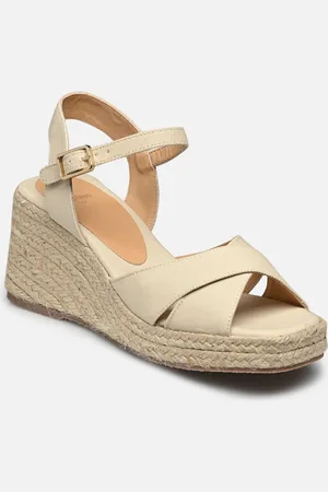 Castaner Thea by