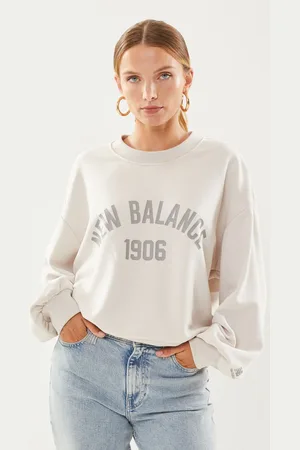 New Balance Essentials Varsity Fleece Crew by
