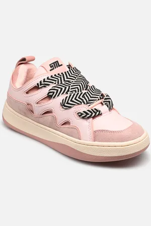 Steve Madden Roaring by