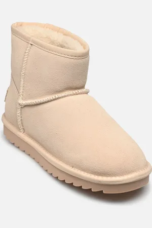 Colors of California Winter Boot in suede by