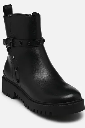 Guess OLIY by