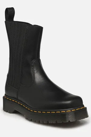Dr. Martens Amaayah Low by
