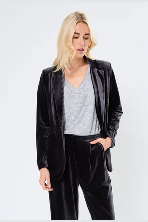 Molly Bracken LADIES KNITTED BLAZER by