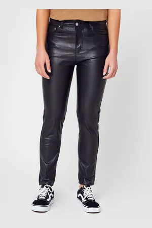 Oakwood CLARISSA by