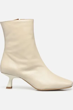 Sarenza Pastel Office Boots #1 by