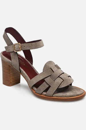 Avril Gau Carmen by
