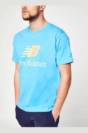 New Balance MT21529 NB Essentials Celebrate Split Logo Tee by