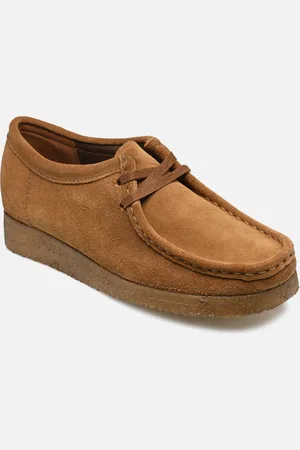 Clarks Wallabee. by