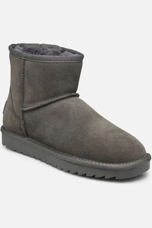 Colors of California Winter Boot in suede by