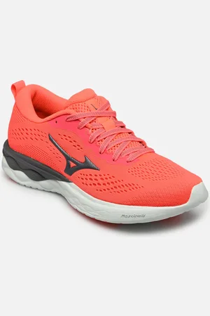 Mizuno Wave Revolt 2 - W by
