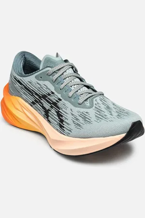 Asics Novablast 3 by