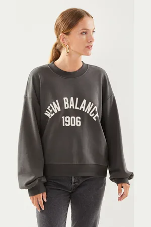 New Balance Essentials Varsity Fleece Crew by