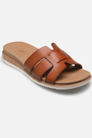Skechers Desert Kiss Low - Peak look by
