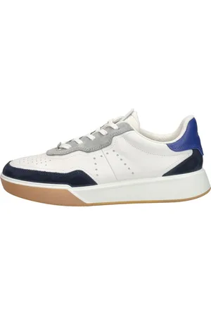 Ecco Street Court
