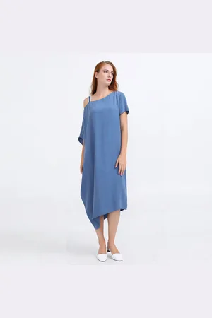 Smart & Joy Minimalistische asymmetrische off-the-shoulder losse jurk