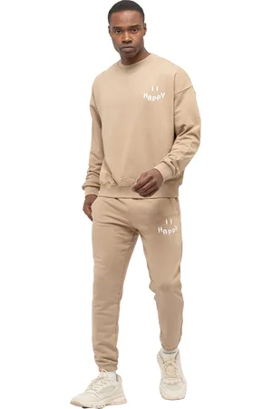 Tom Barron Heren Trainingspak Happy met oversized borduursel