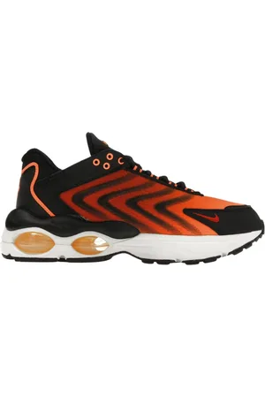 Nike Air Max TW SE sneakers