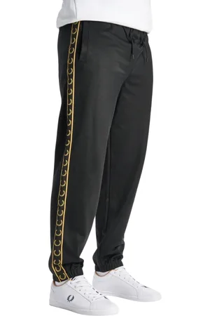Fred Perry Seizoensgebonden zwarte joggingbroek met getapete zoom