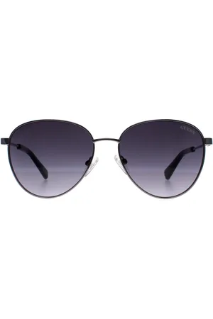 Guess GU8257 08B glanzend gunmetal smoke gradient zonnebril