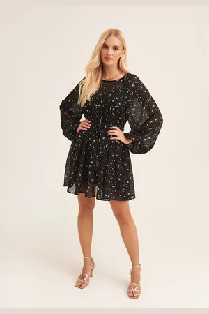 Gini London Zwarte mini-jurk met lange mouwen en sterrenprint