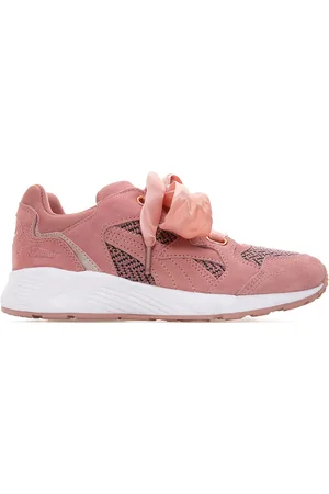 PUMA Prevail Heart MU Vrouw Trainers