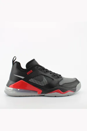 Nike Jordan Mars 270 Low Heren Zwarte Trainers