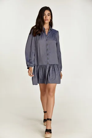 Conquista Blauwe denim stijl jurk met knopen