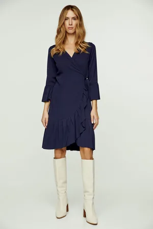 Conquista Marineblauwe wikkeljurk Viscose met klokmouwen.