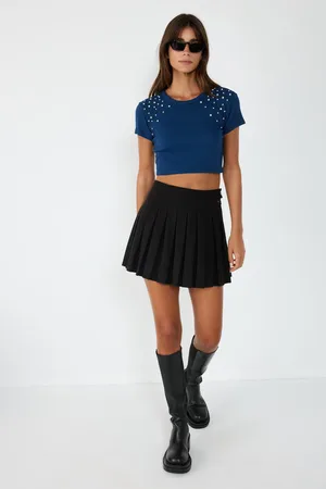 No Matter What Apparel Geborduurde Steen Detail Crop Top in Turks Stof