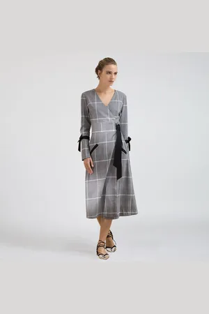 Smart & Joy Wikkel Tartan Midi -jurk