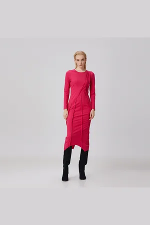 S.J. Jurk met asymmetrische structuurlijnen