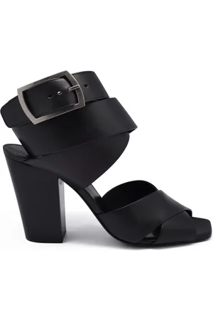 Saint Laurent Sandalen met gekruiste bandjes