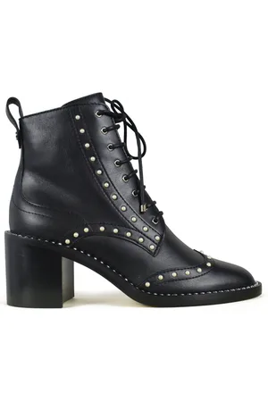 Jimmy Choo Hannah Laarzen