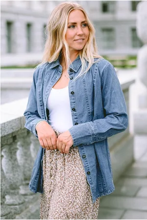 Azura Exchange Dames Denim Shirt Jacket in Luchtblauw