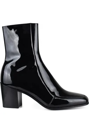Saint Laurent Chargement en cours...