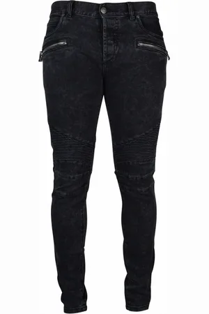 Balmain Chargement en cours...