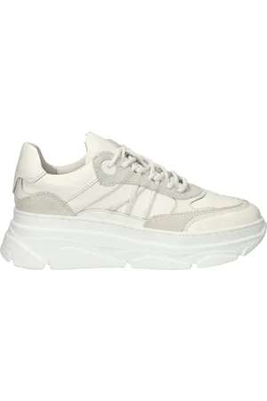 Nelson Jana dad sneakers