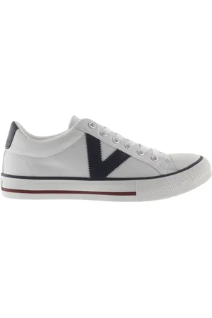 victoria Trainers tribu contraste